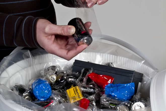 Veolia SUPPLY-041CH RecyclePak 3.5 Gal. Dry Cell Battery Recycling Pail Container Kit Prepaid Return Shipping