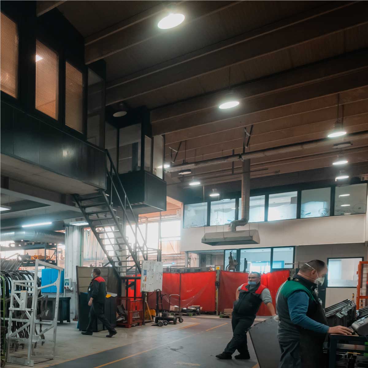 Fluorescent Lighting in Industrial Spaces