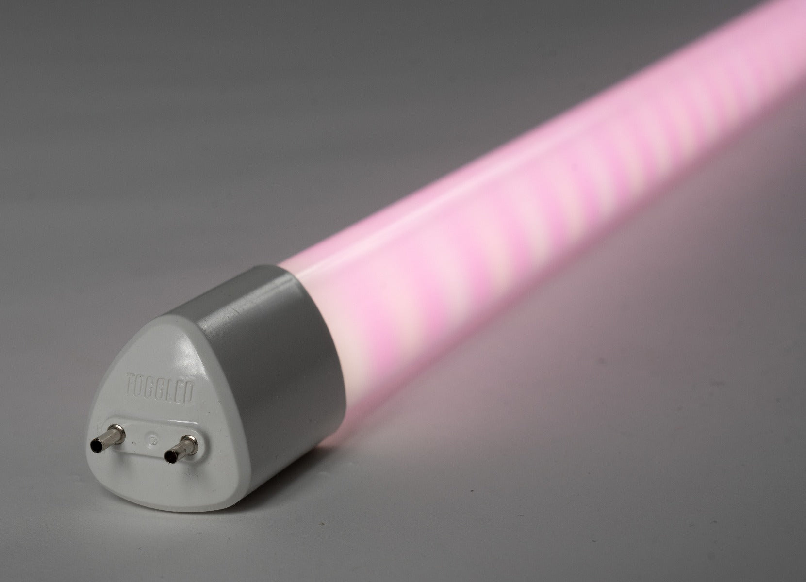 Toggled E416-G2310-2 16 Watt 4 Foot Full Spectrum Gro LED Horticulture Direct Wire LED Tube Wide Angle 2-Packs